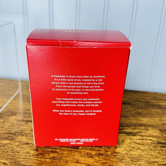 2020 Hallmark Keepsake Ornament Dorothy Gets Carried Away Flying Monkeys EUC - Picture 10 of 12